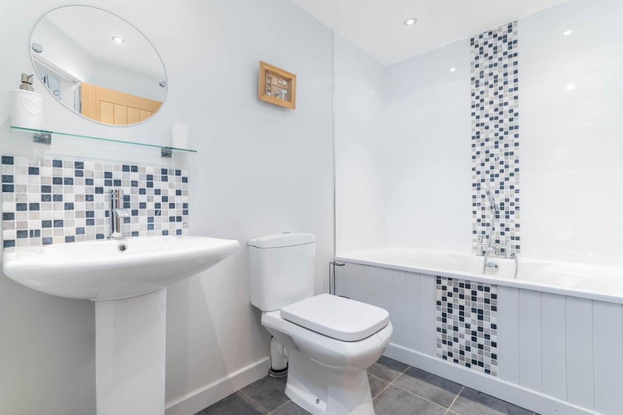 The Pigsty - 3 Bedroom Barn Conversion Coventry Exteriör bild