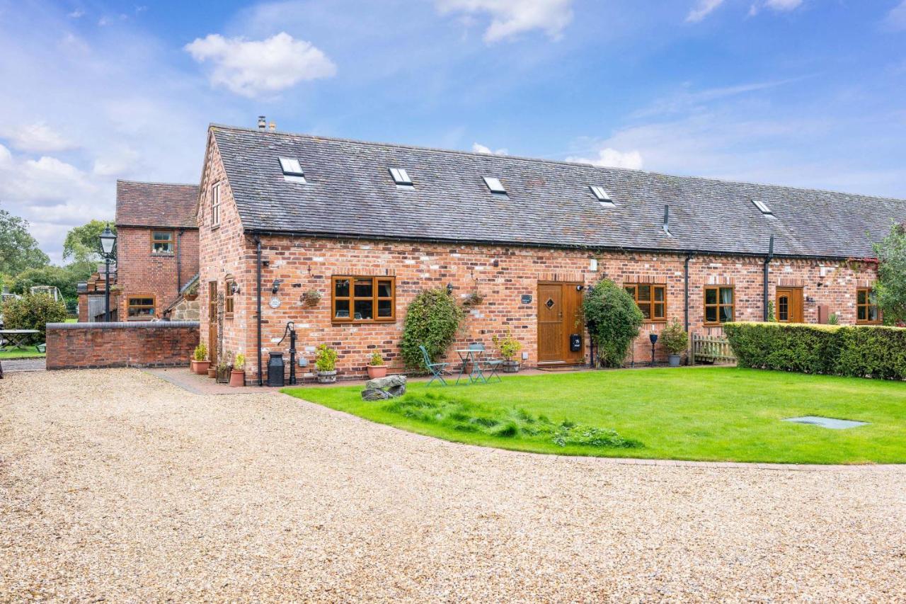 The Pigsty - 3 Bedroom Barn Conversion Coventry Exteriör bild