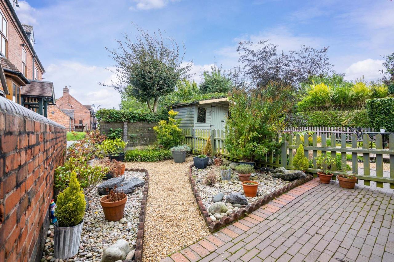 The Pigsty - 3 Bedroom Barn Conversion Coventry Exteriör bild